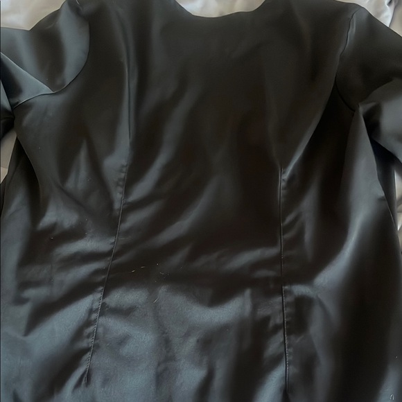 Healing Hands Black scrub jacket - Picture 6 of 6